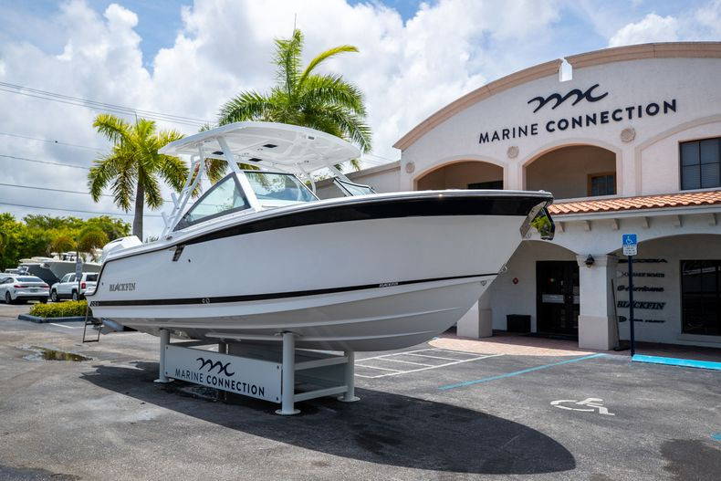 New 2022 Blackfin 252DC #H184 image 3