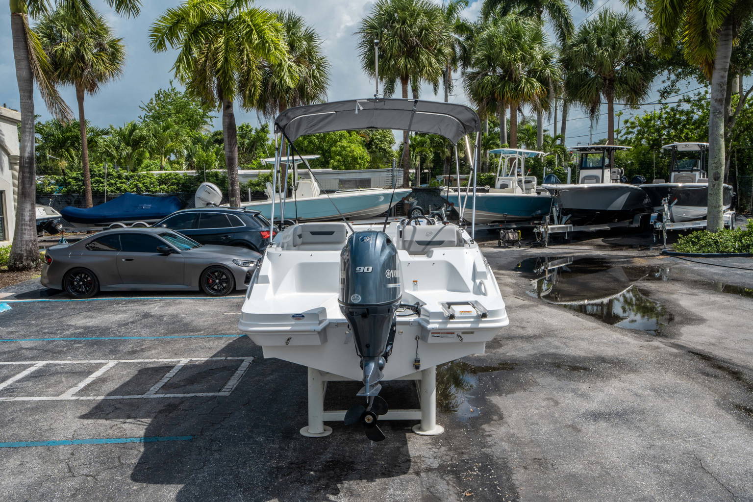 New 2026 Hurricane SunDeck Sport 185 OB #3385 image 3