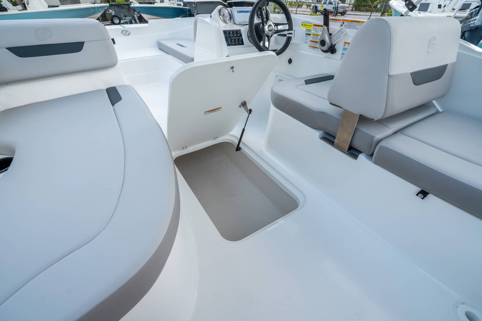 New 2026 Hurricane SunDeck Sport 185 OB #3385 image 20