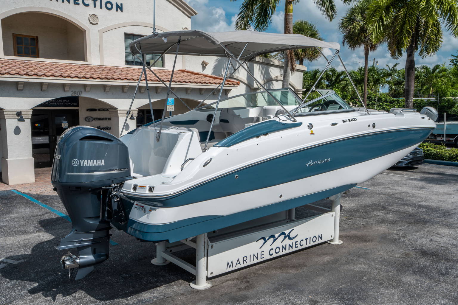 New 2026 Hurricane SunDeck 2400 OB #3391 image 2