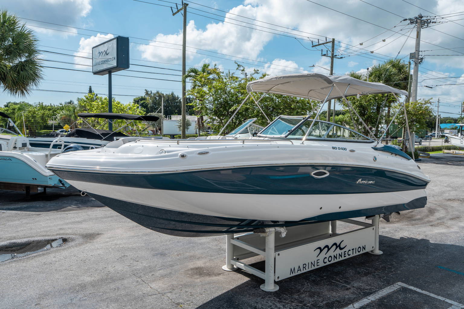 New 2026 Hurricane SunDeck 2400 OB #3391 image 6