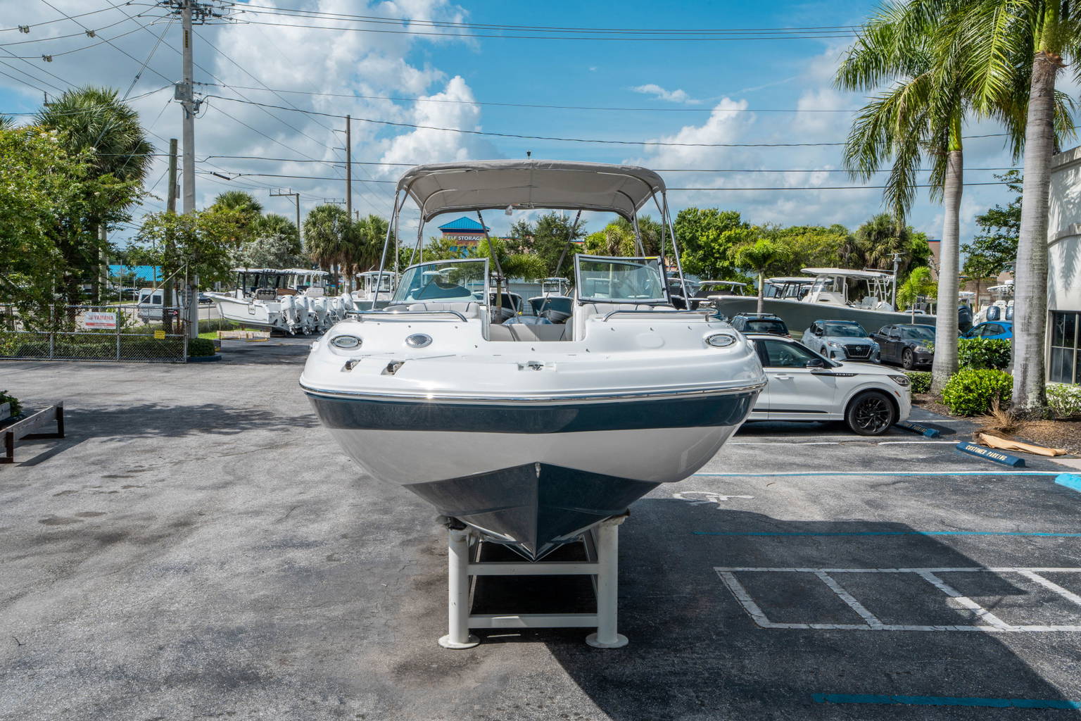 New 2026 Hurricane SunDeck 2400 OB #3391 image 7