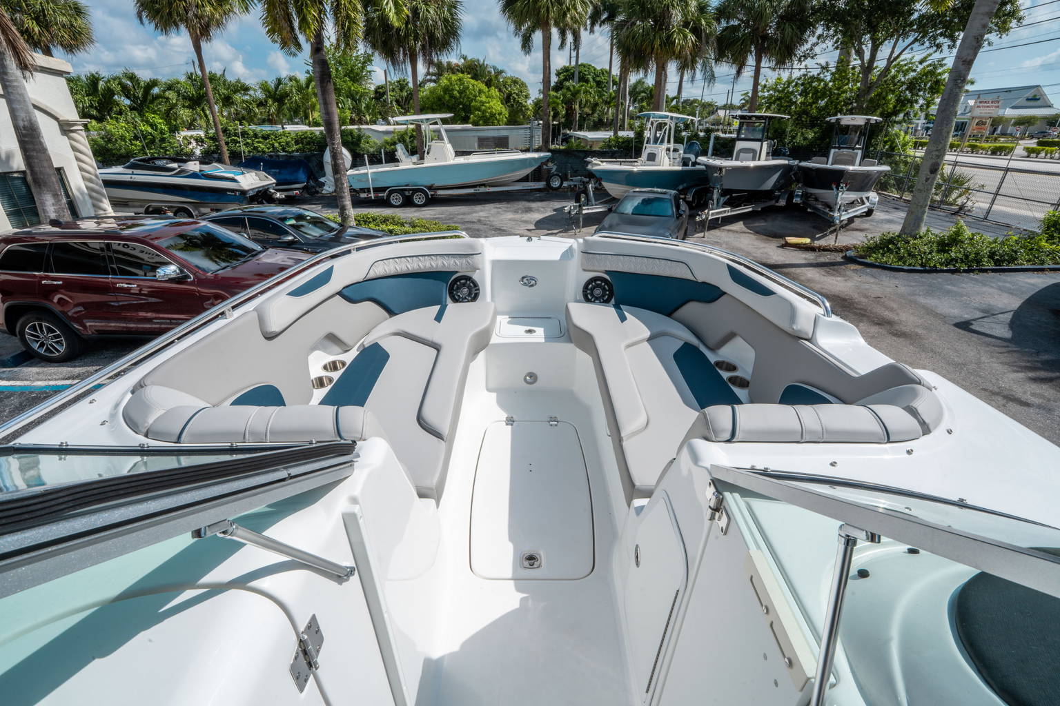 New 2026 Hurricane SunDeck 2400 OB #3391 image 23