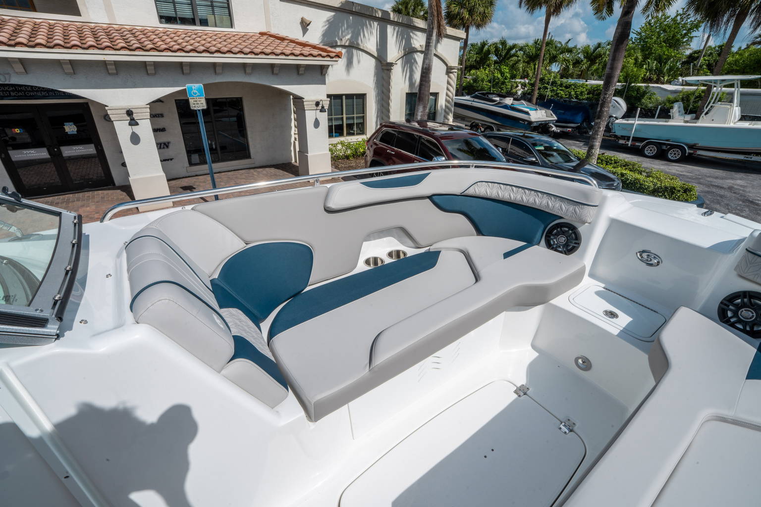 New 2026 Hurricane SunDeck 2400 OB #3391 image 24