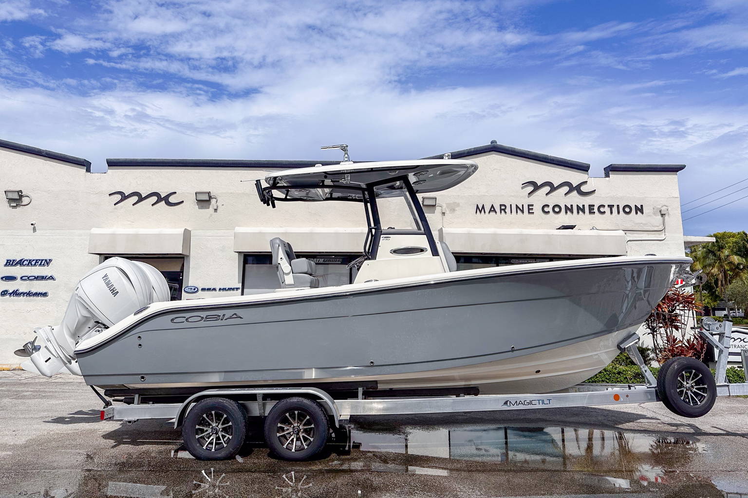 Used 2024 Cobia 240 CC #B077 image 1