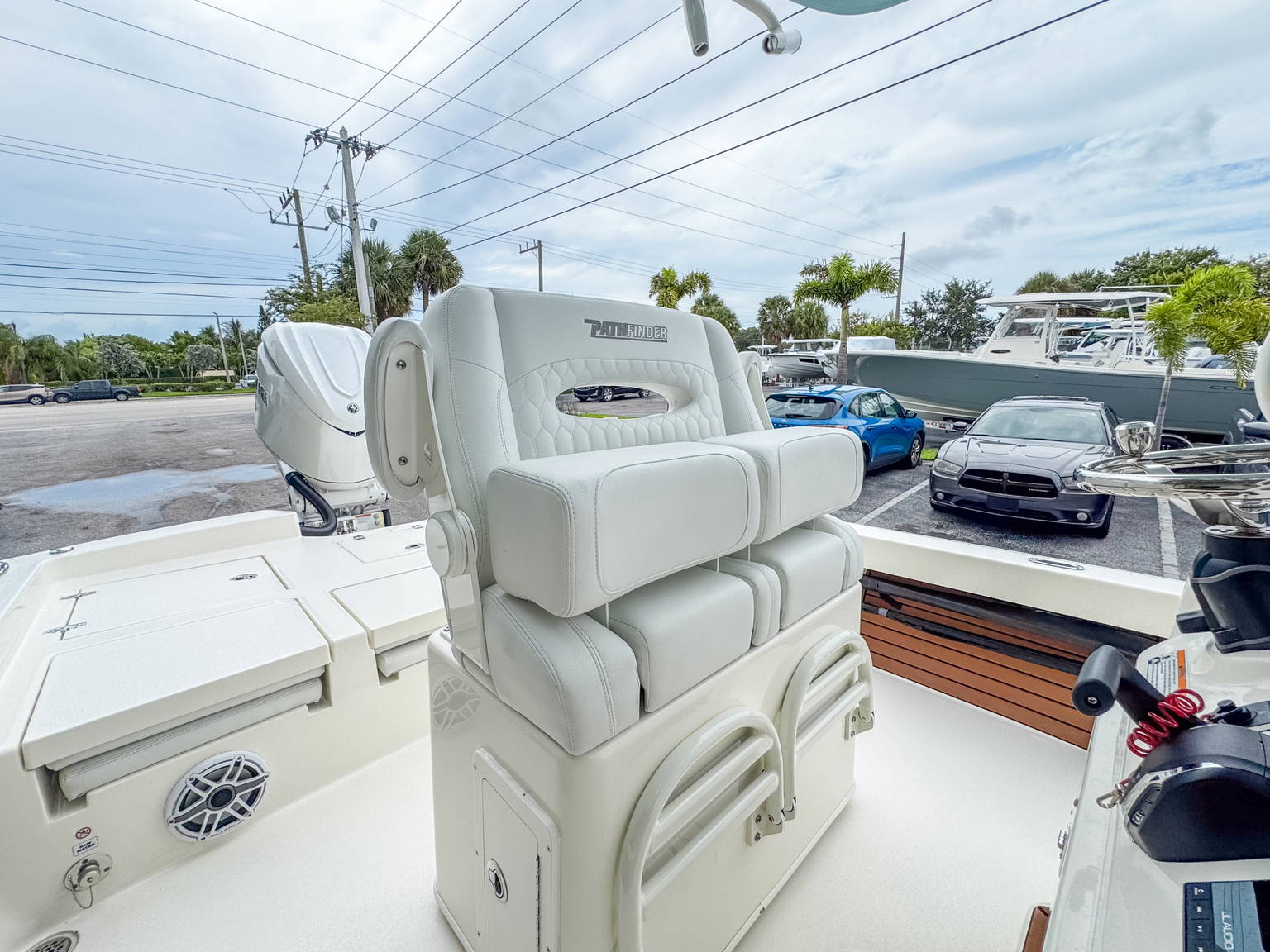 Alternative image of Pathfinder 2600 TRS in Vero Beach, FL