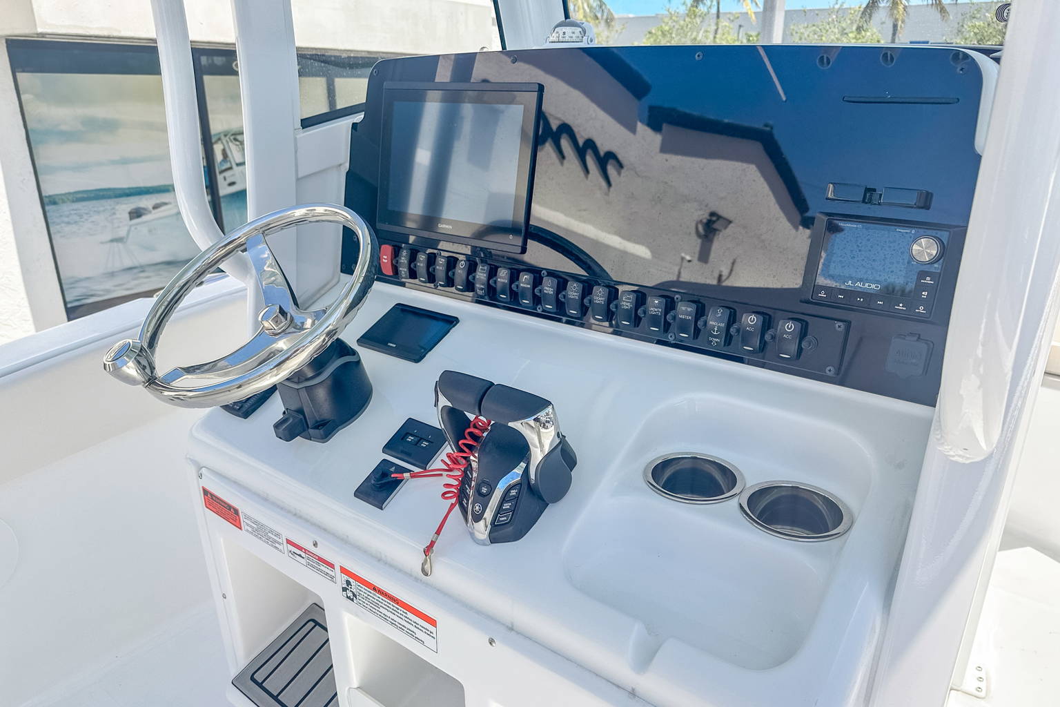 Alternative image of Sea Hunt Ultra 265 SE in Fort Lauderdale, FL