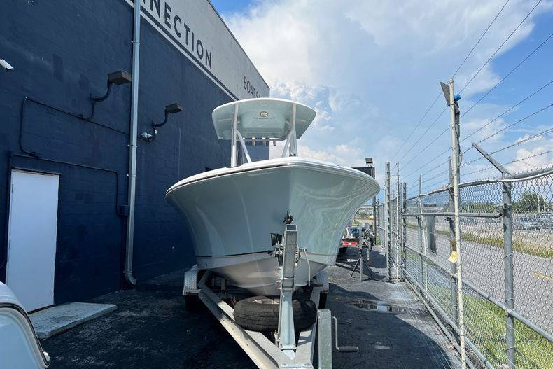 New 2022 Sea Hunt Ultra 234 #0480 image 2