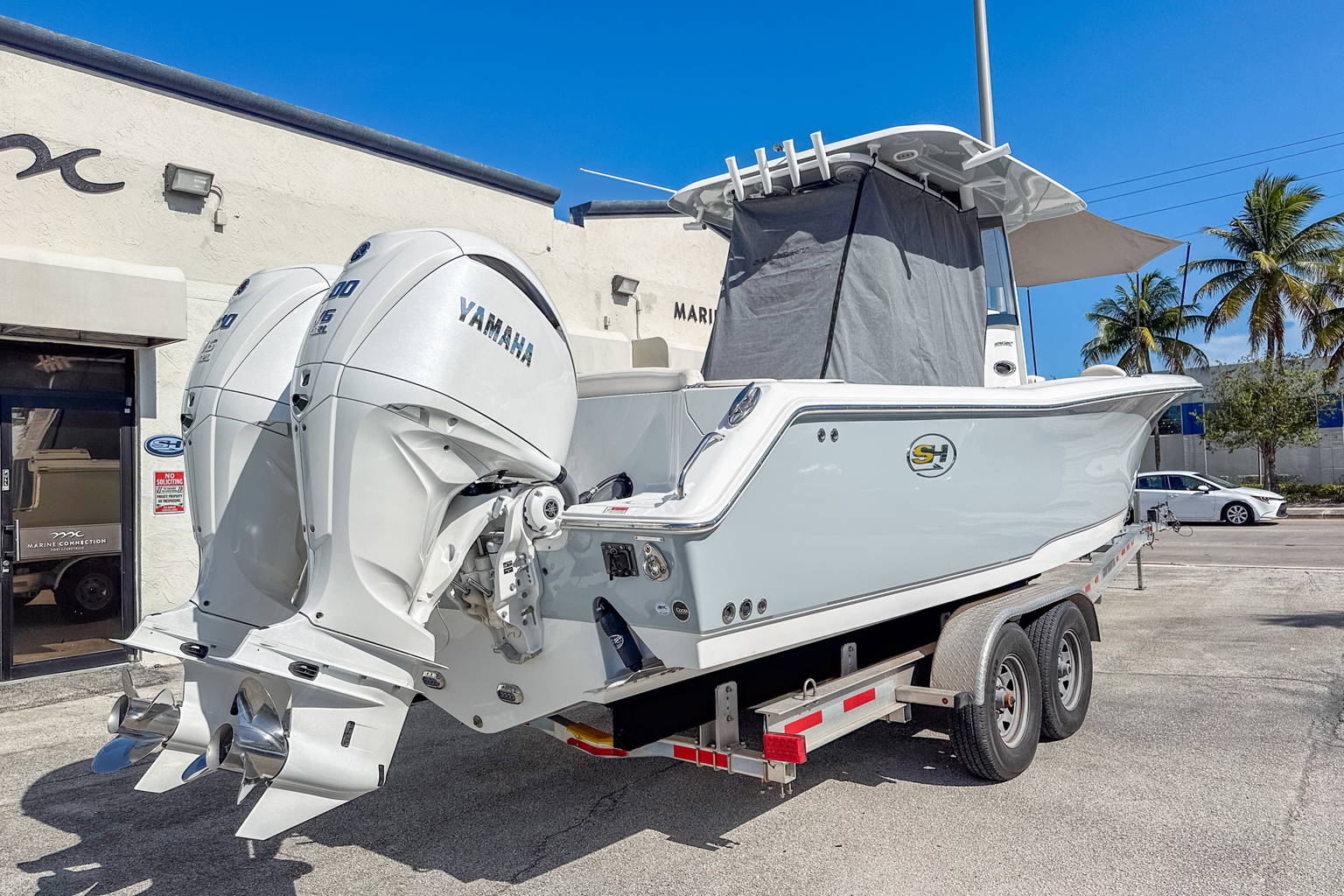 Used 2022 Sea Hunt Ultra 305 SE #0062 image 5
