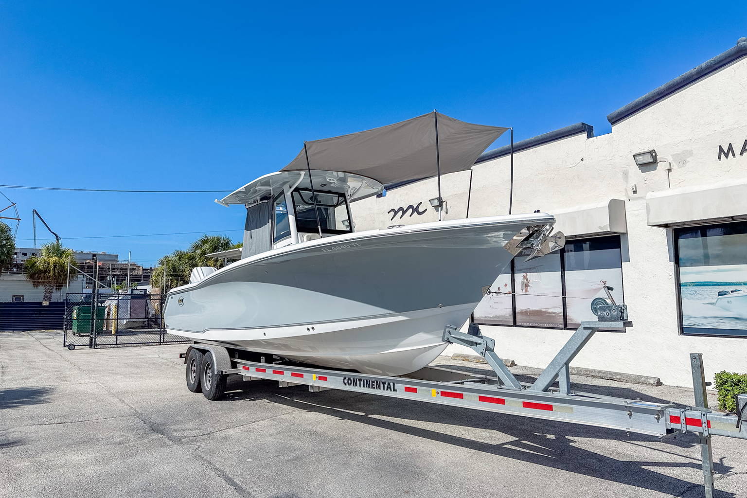 Used 2022 Sea Hunt Ultra 305 SE #0062 image 3