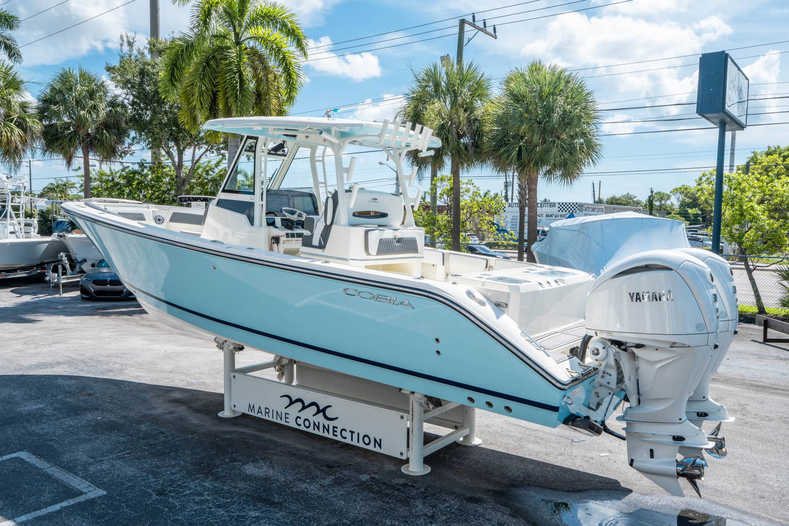 New 2026 Cobia 305 CC #L004 image 4