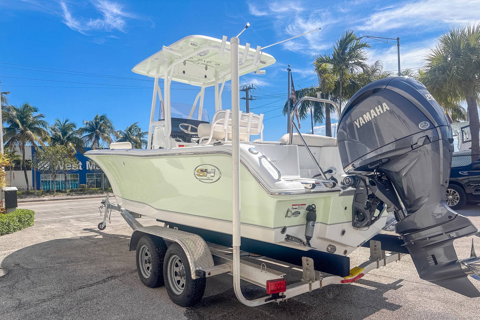 Used 2024 Sea Hunt Ultra 229 #0113 image 5