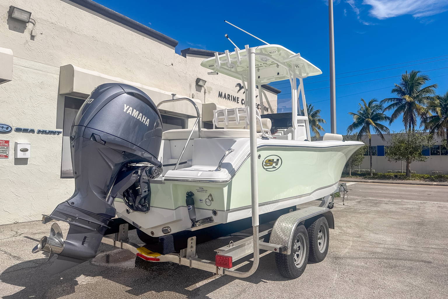 Used 2024 Sea Hunt Ultra 229 #0113 image 7