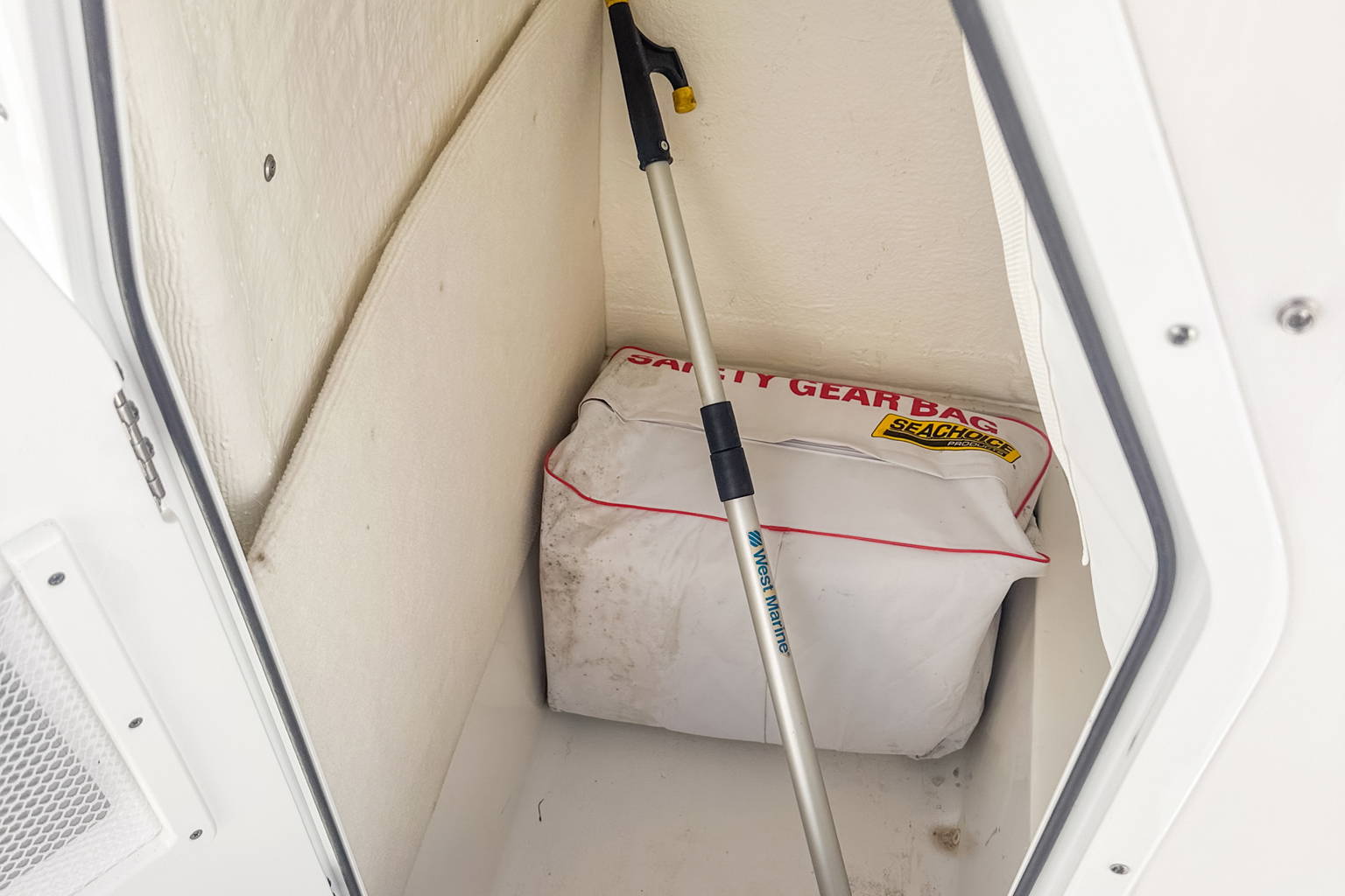 Used 2024 Sea Hunt Ultra 229 #0113 image 8