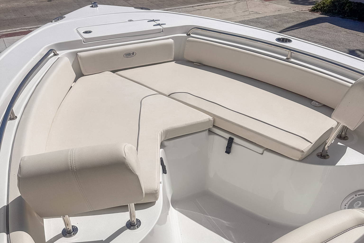 Used 2024 Sea Hunt Ultra 229 #0113 image 9