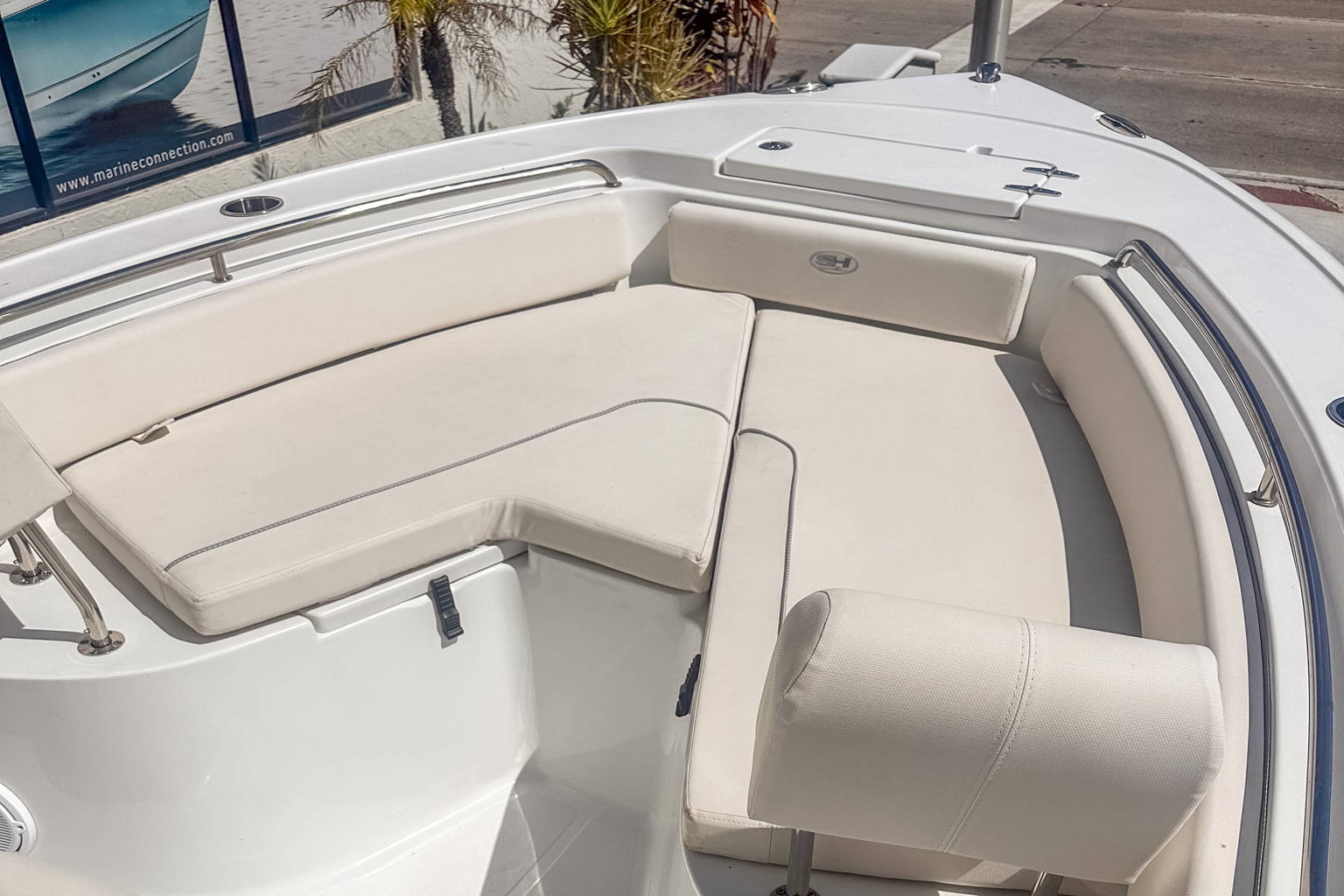 Used 2024 Sea Hunt Ultra 229 #0113 image 10