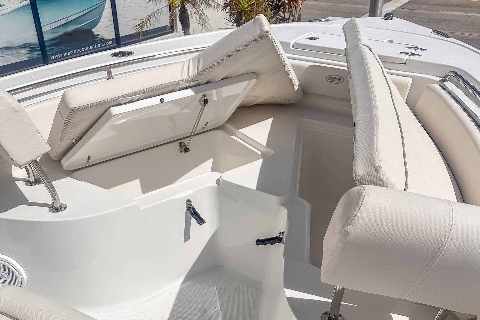 Used 2024 Sea Hunt Ultra 229 #0113 image 11