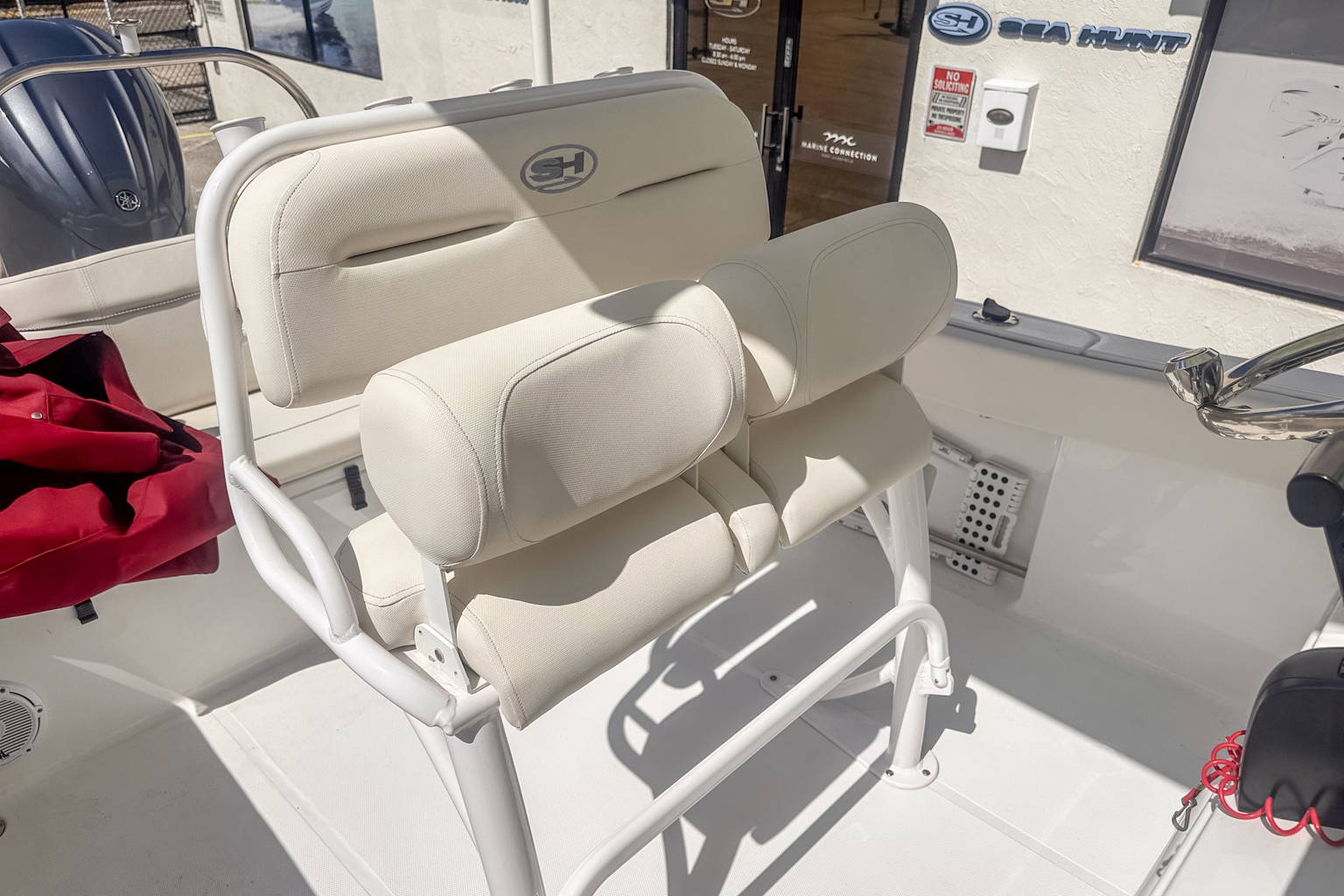 Used 2024 Sea Hunt Ultra 229 #0113 image 17