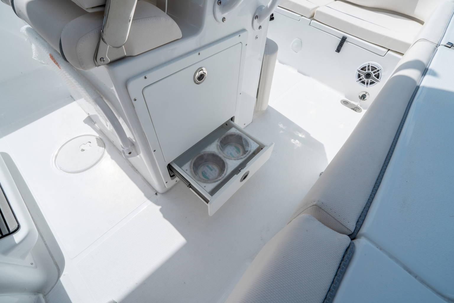 New 2026 Sea Hunt Ultra 255 SE #0243 image 16