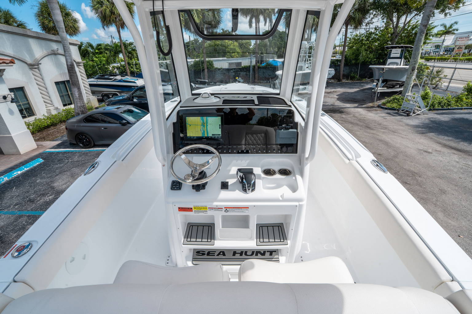 New 2026 Sea Hunt Ultra 255 SE #0243 image 18