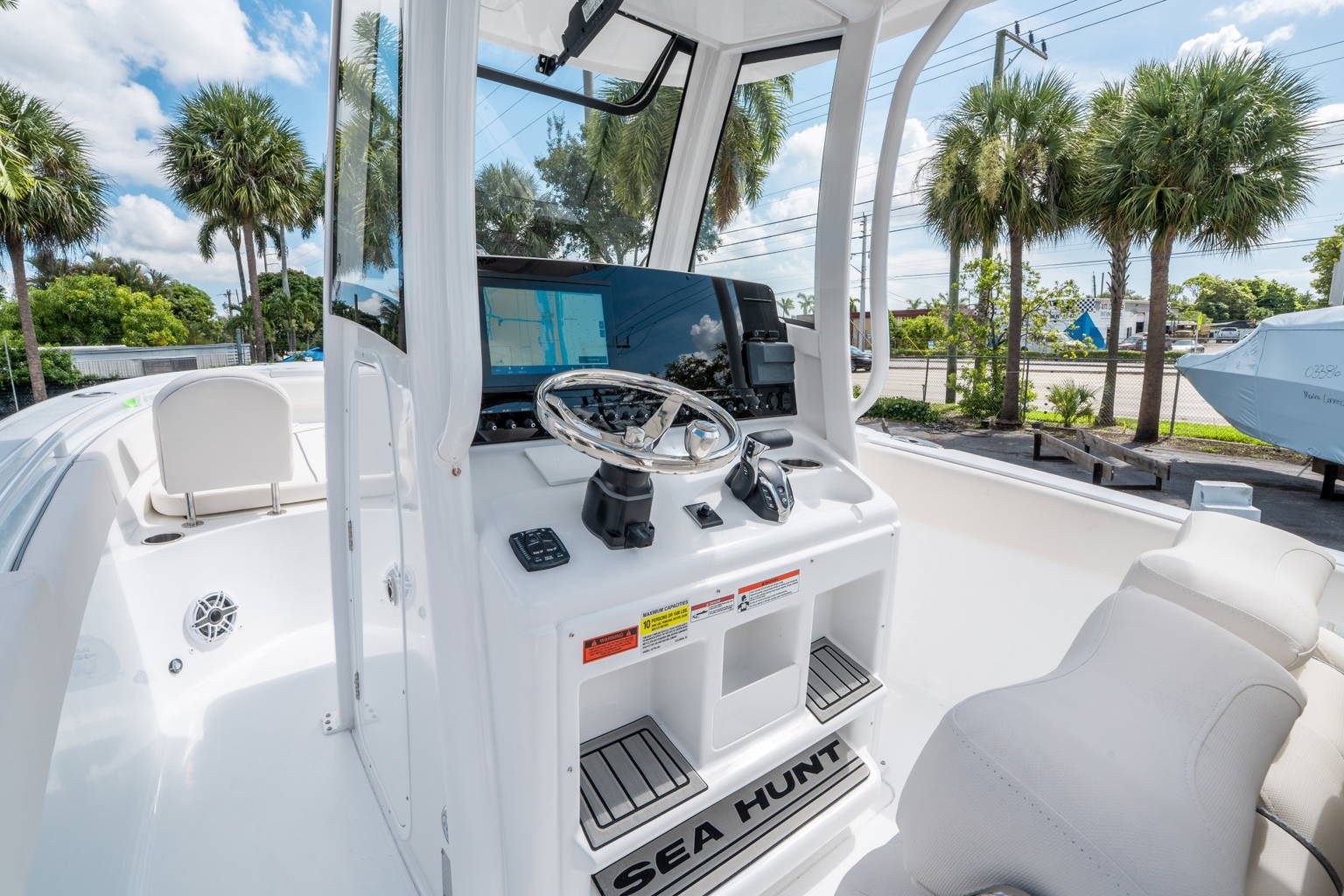 New 2026 Sea Hunt Ultra 255 SE #0243 image 19