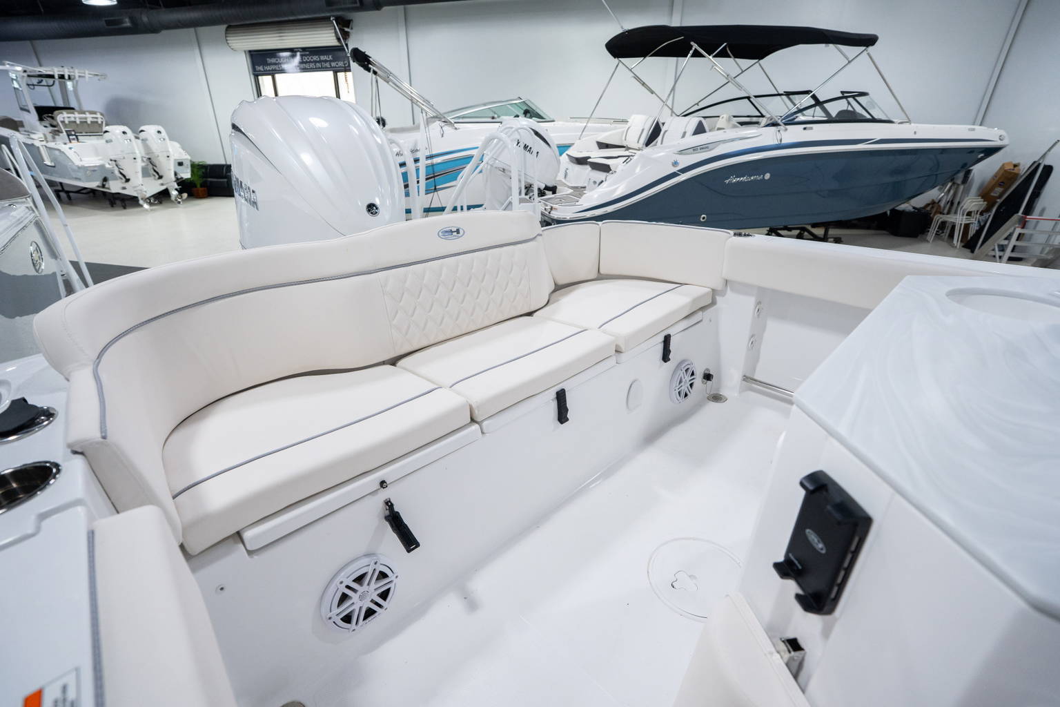 New 2026 Sea Hunt Ultra 245 SE #0149 image 7