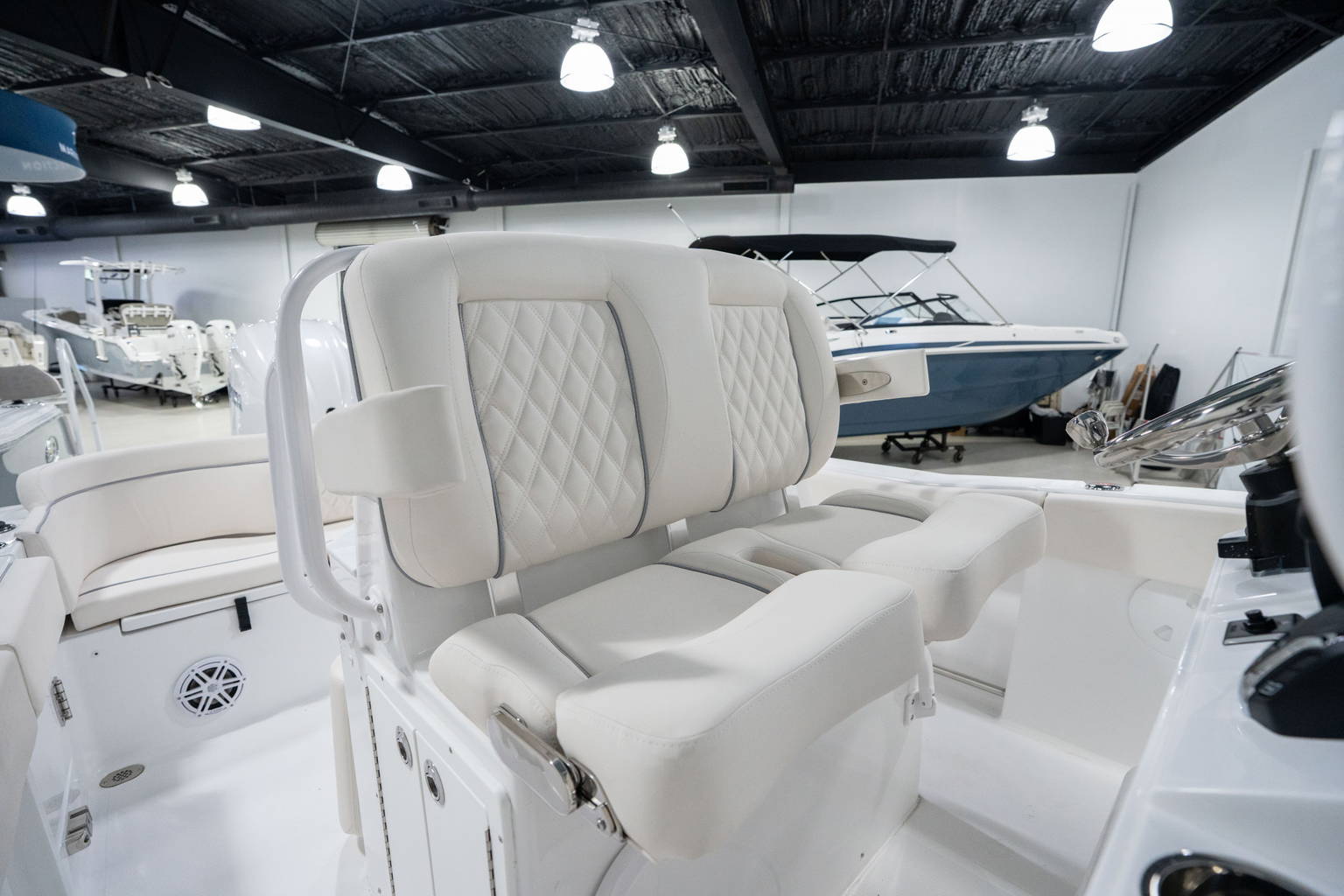 New 2026 Sea Hunt Ultra 245 SE #0149 image 18