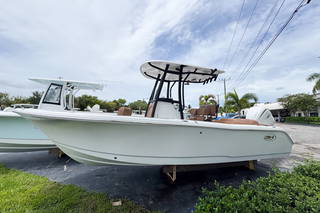New 2026 Sea Hunt Ultra 234 for sale