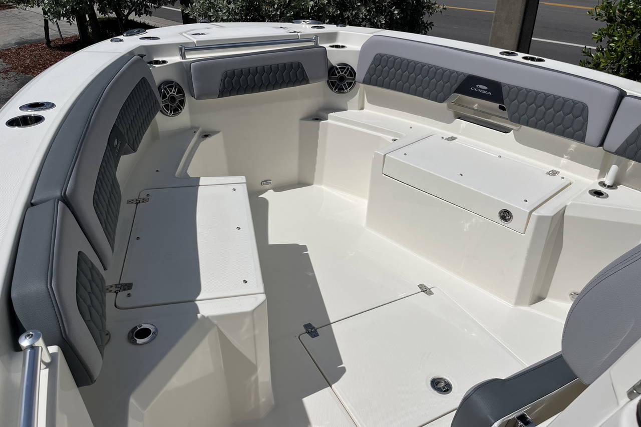 Alternative image of Cobia 265 CC Open in Florida Keys, FL