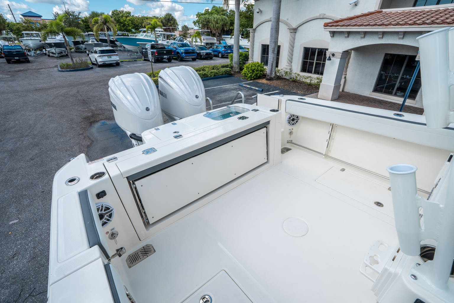 New 2026 Cobia 285 CC #J004 image 11