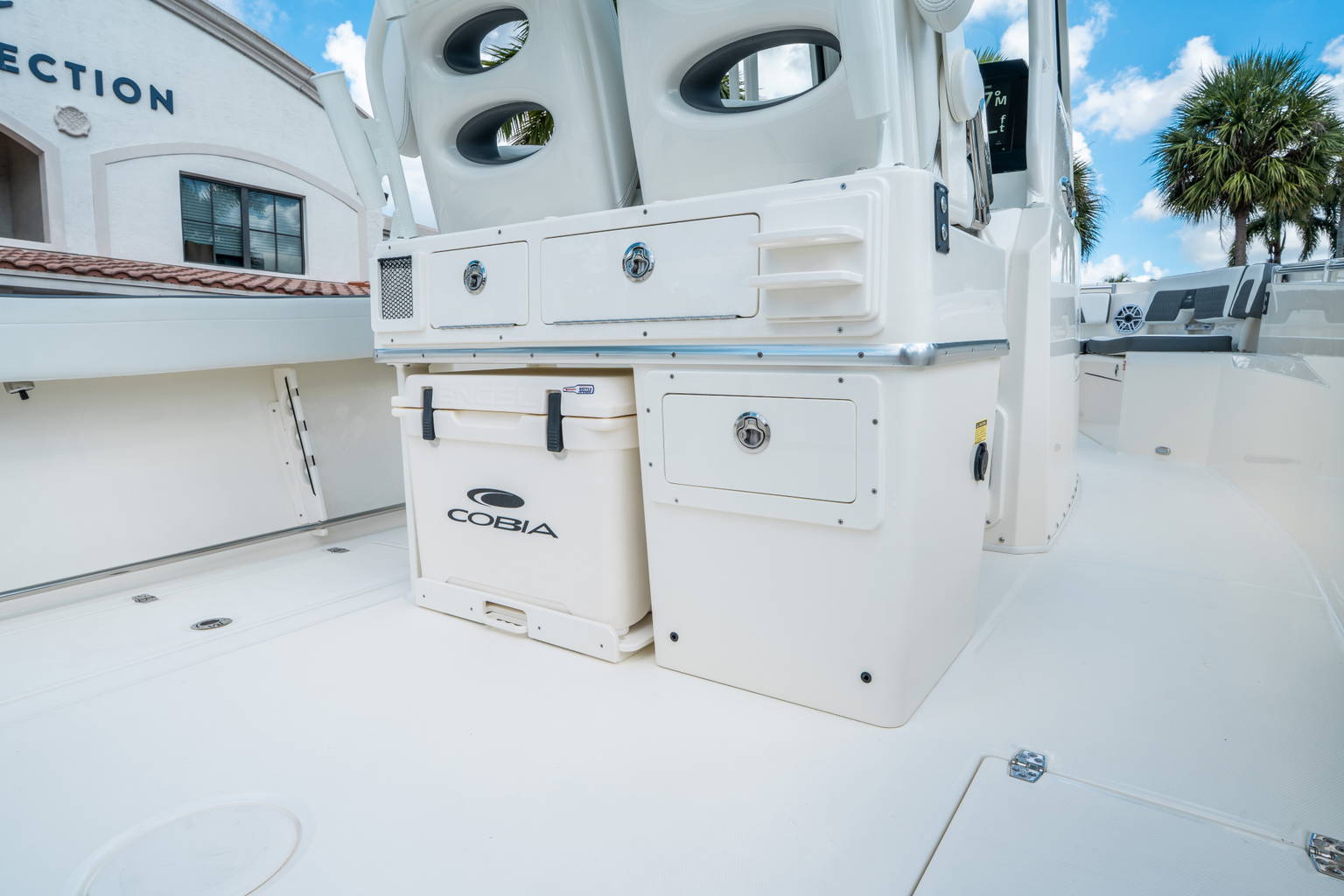 New 2026 Cobia 285 CC #J004 image 14