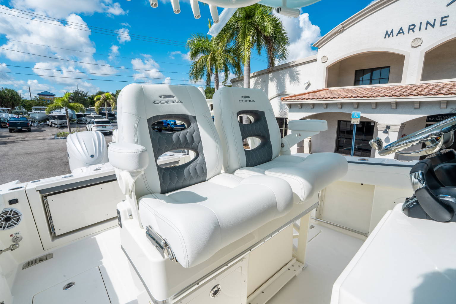 New 2026 Cobia 285 CC #J004 image 20
