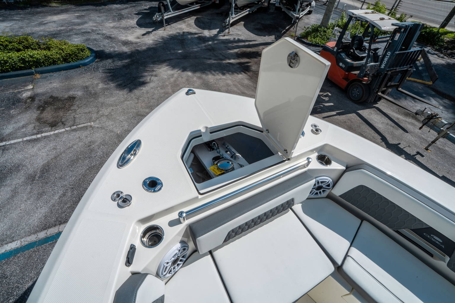 New 2026 Cobia 285 CC #J004 image 26