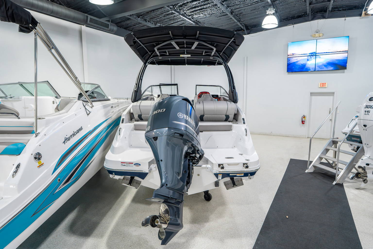 New 2026 Hurricane SunDeck 2600 OB #3386 image 4