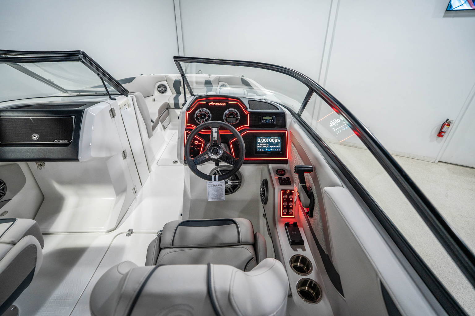 New 2026 Hurricane SunDeck 2600 OB #3386 image 16