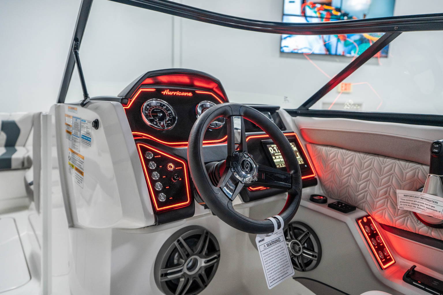 New 2026 Hurricane SunDeck 2600 OB #3386 image 17