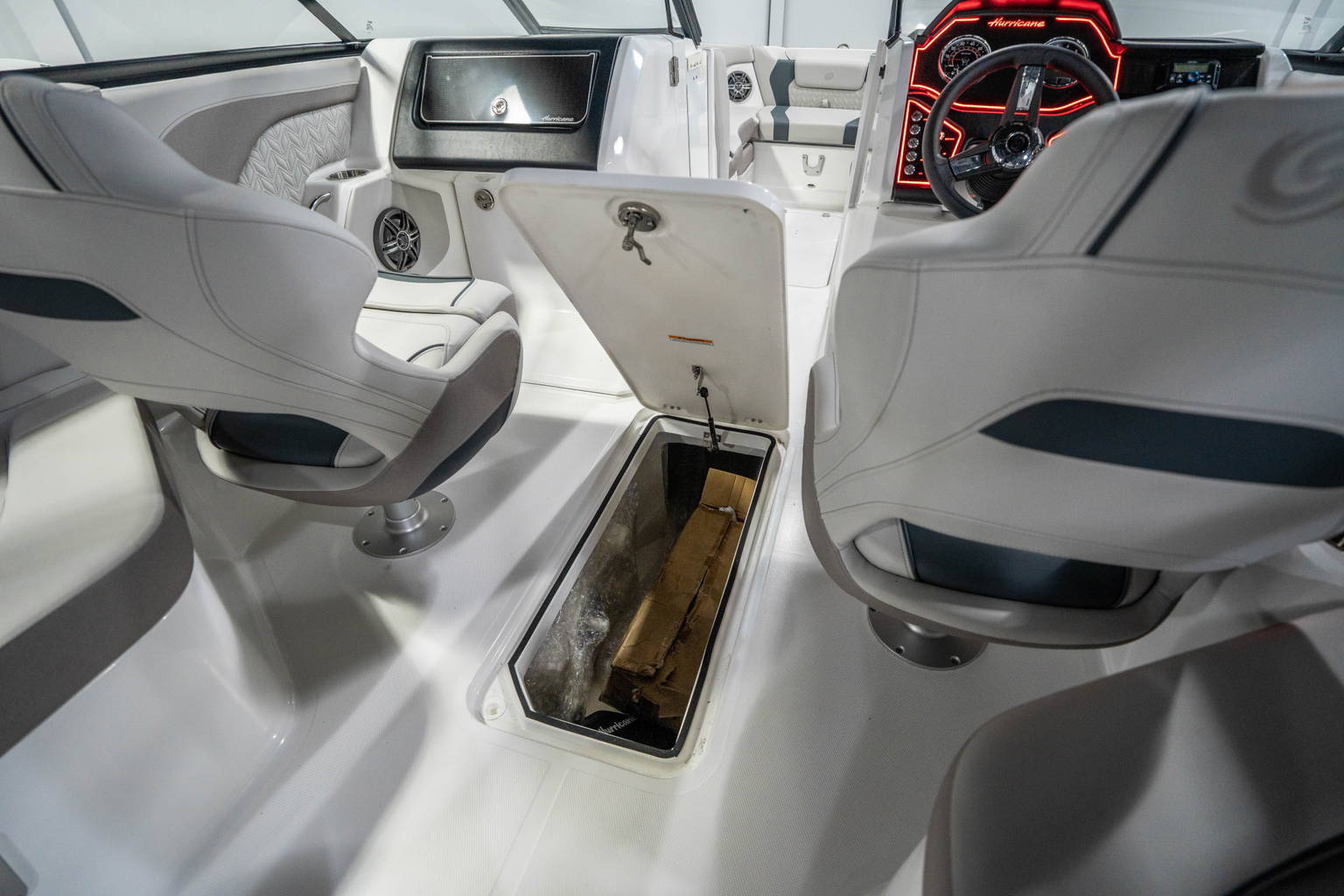 New 2026 Hurricane SunDeck 2600 OB #3386 image 21