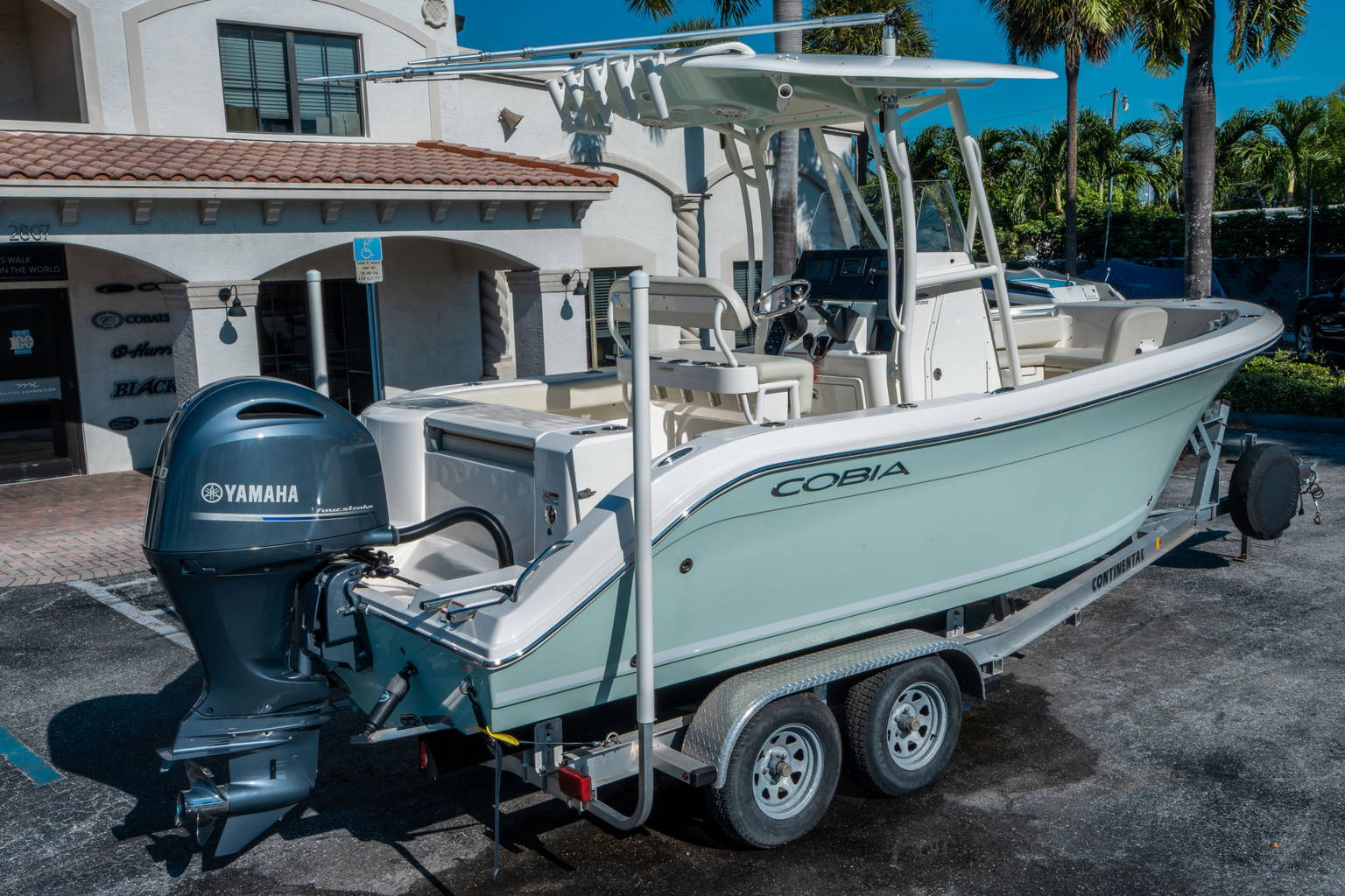 Used 2020 Cobia 220 CC #X101 image 2