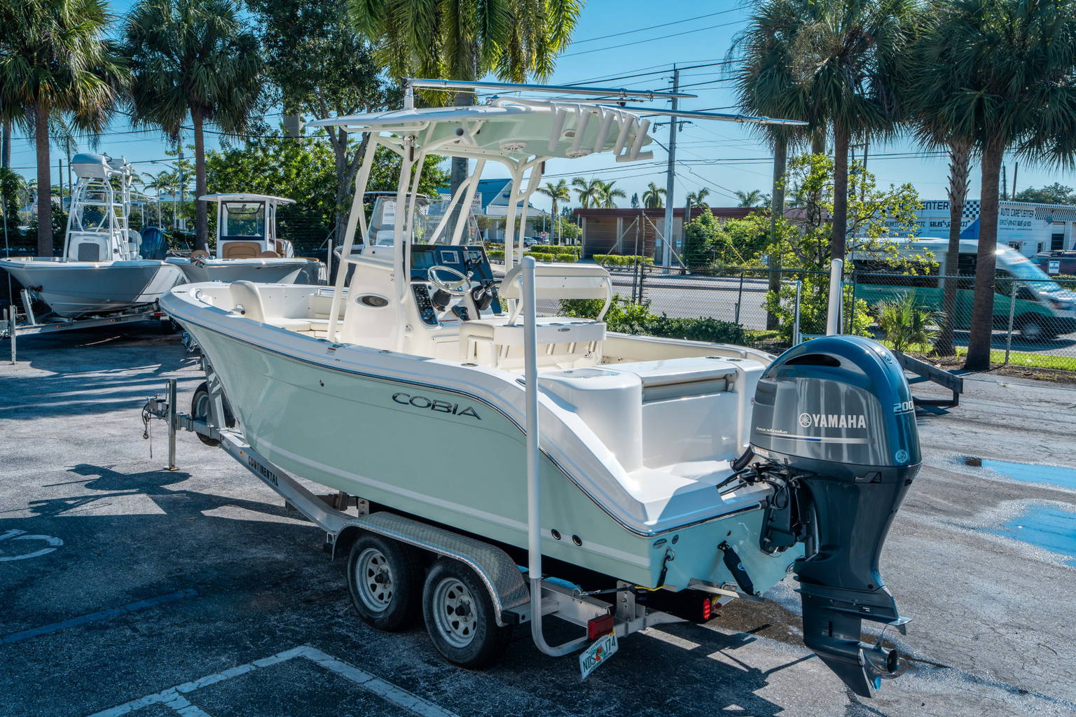 Used 2020 Cobia 220 CC #X101 image 4