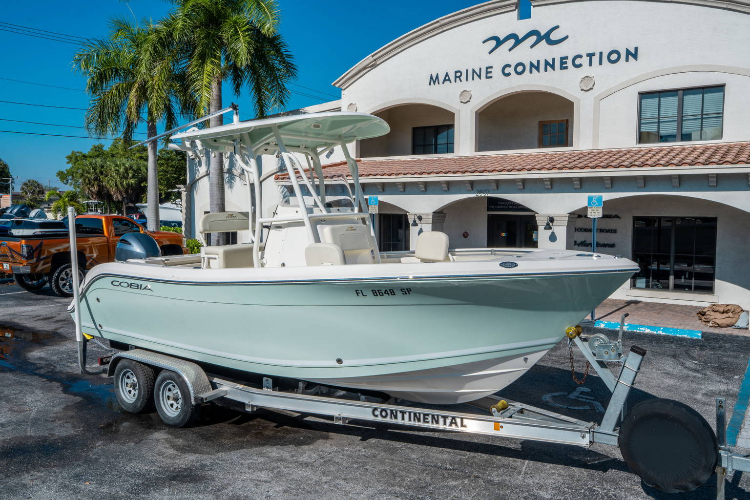 Used 2020 Cobia 220 CC #X101 image 8