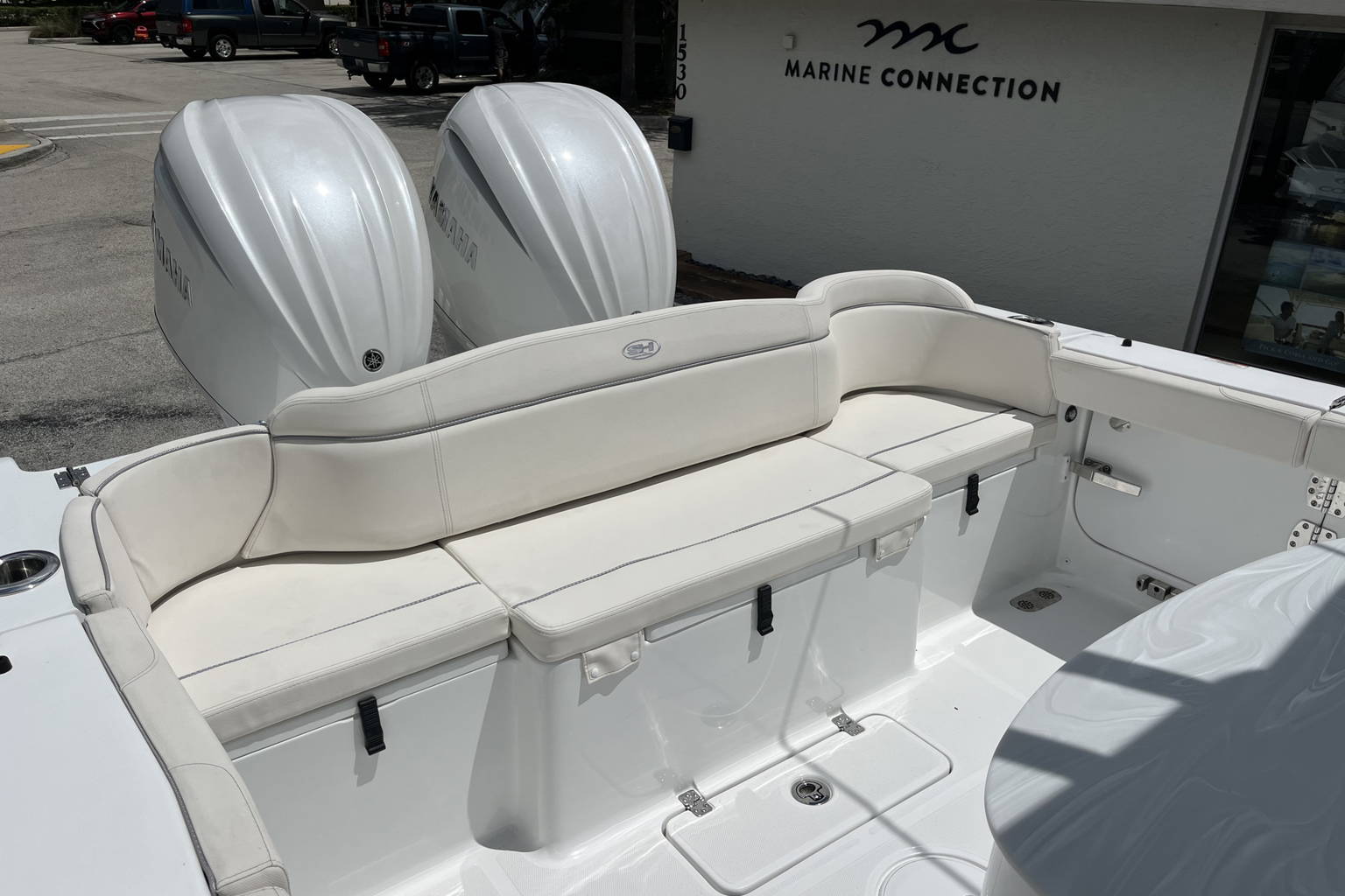 New 2025 Sea Hunt Ultra 305 SE #0090 image 29