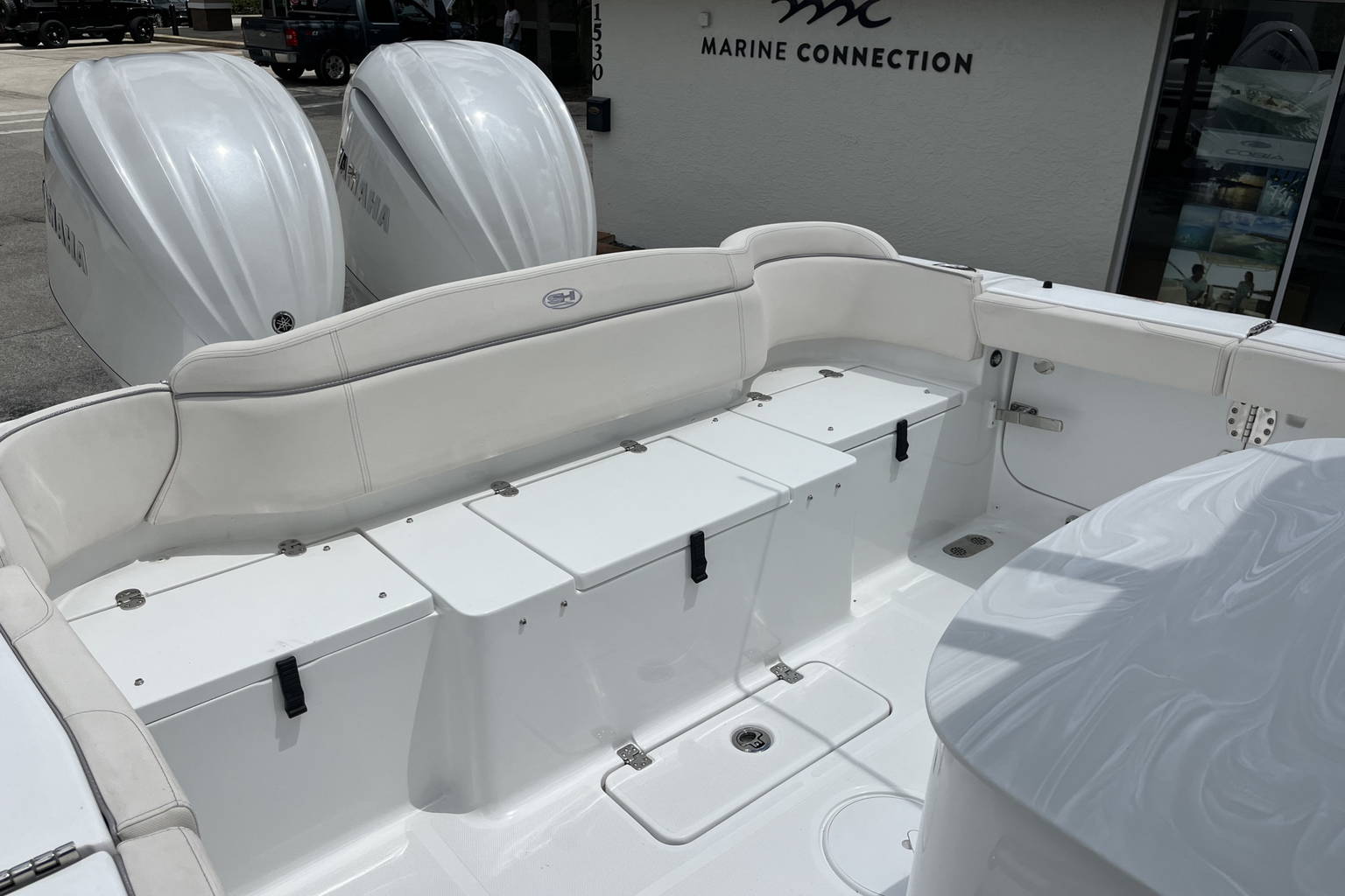 New 2025 Sea Hunt Ultra 305 SE #0090 image 36