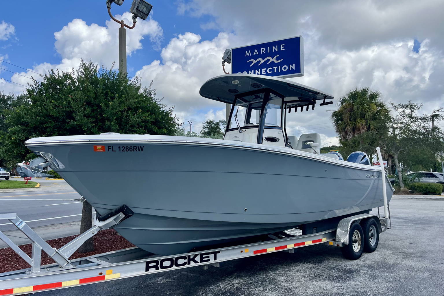 Used 2019 Cobia 262 #C008 image 2