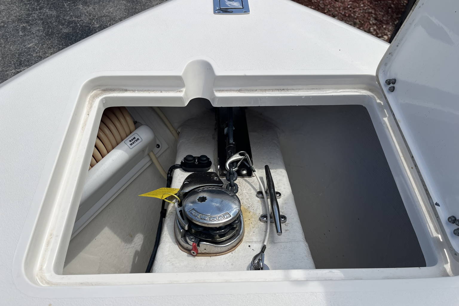 Used 2019 Cobia 262 #C008 image 17