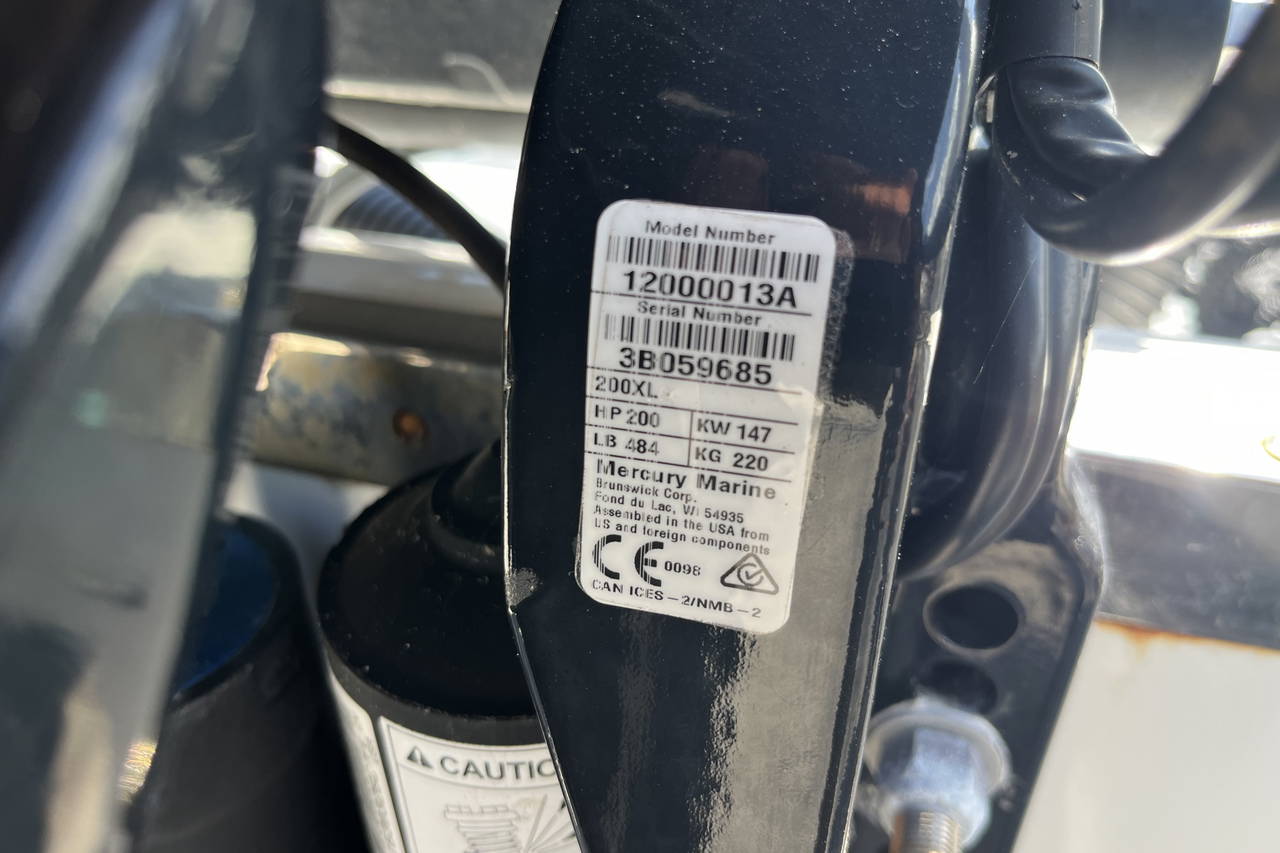 Alternative image of Cobalt R8 in Vero Beach, FL