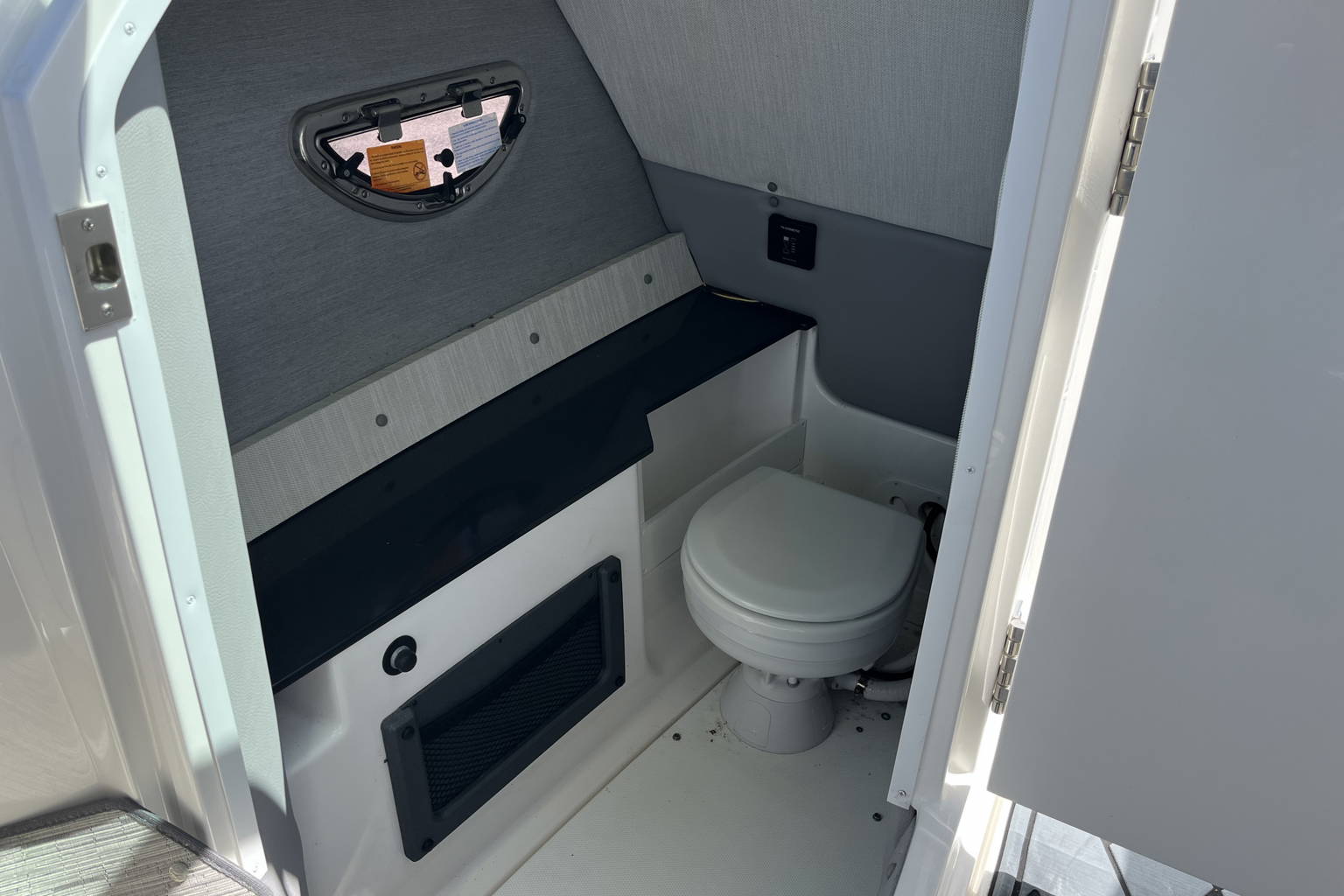 Used 2022 Cobalt R8 #8005 image 23