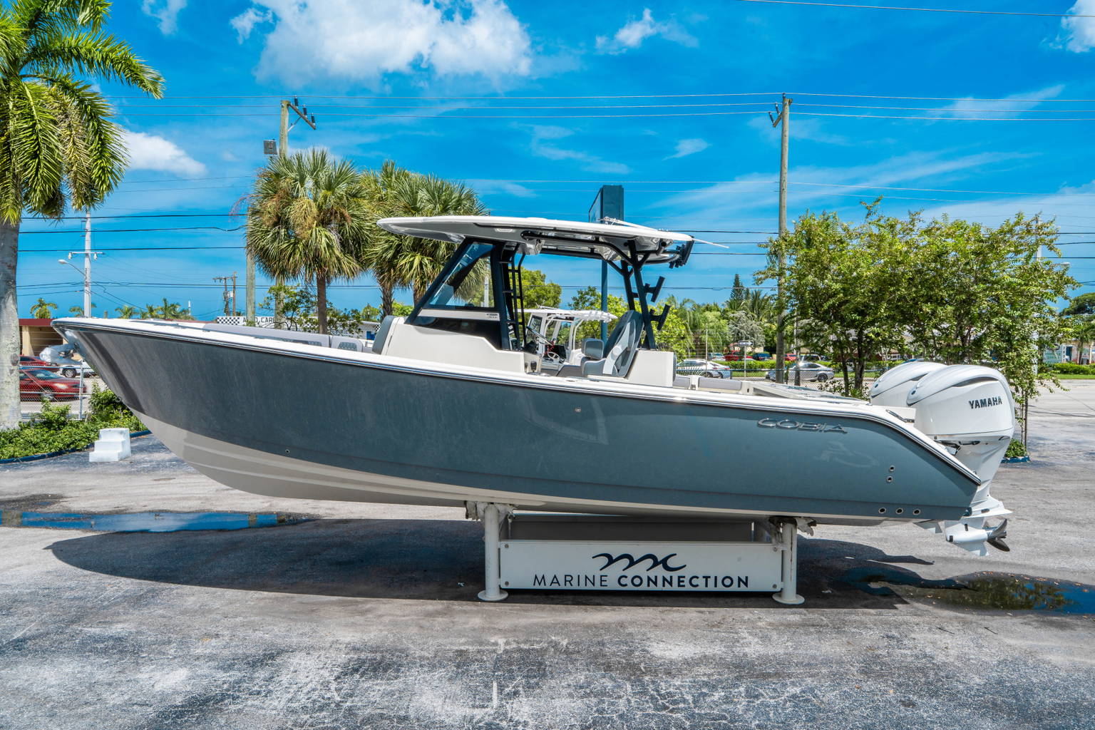 New 2026 Cobia 305 CC #L008 image 5