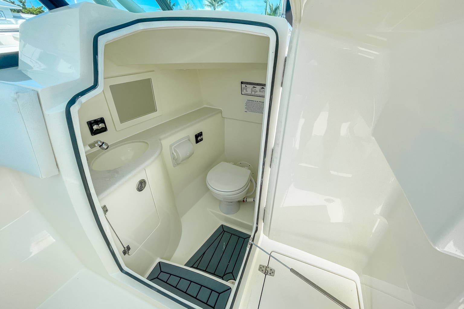 New 2026 Cobia 280 DC #D003 image 14