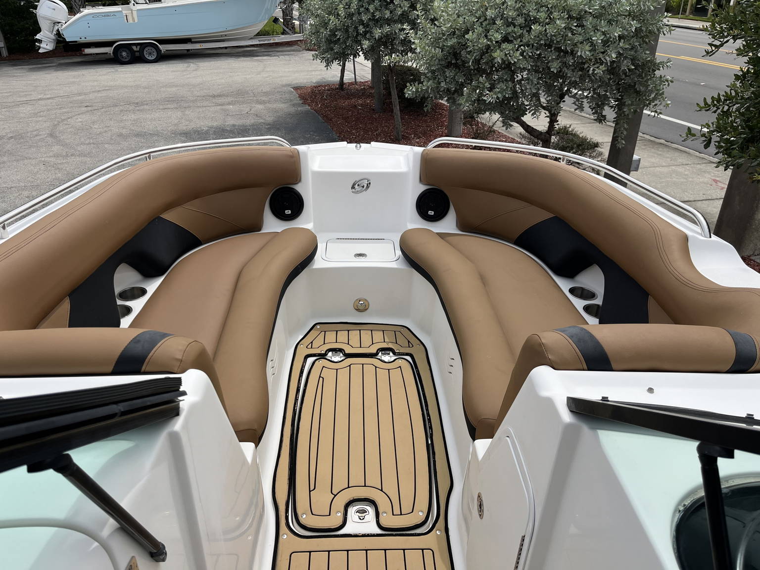 Alternative image of Hurricane 2400 in Vero Beach, FL