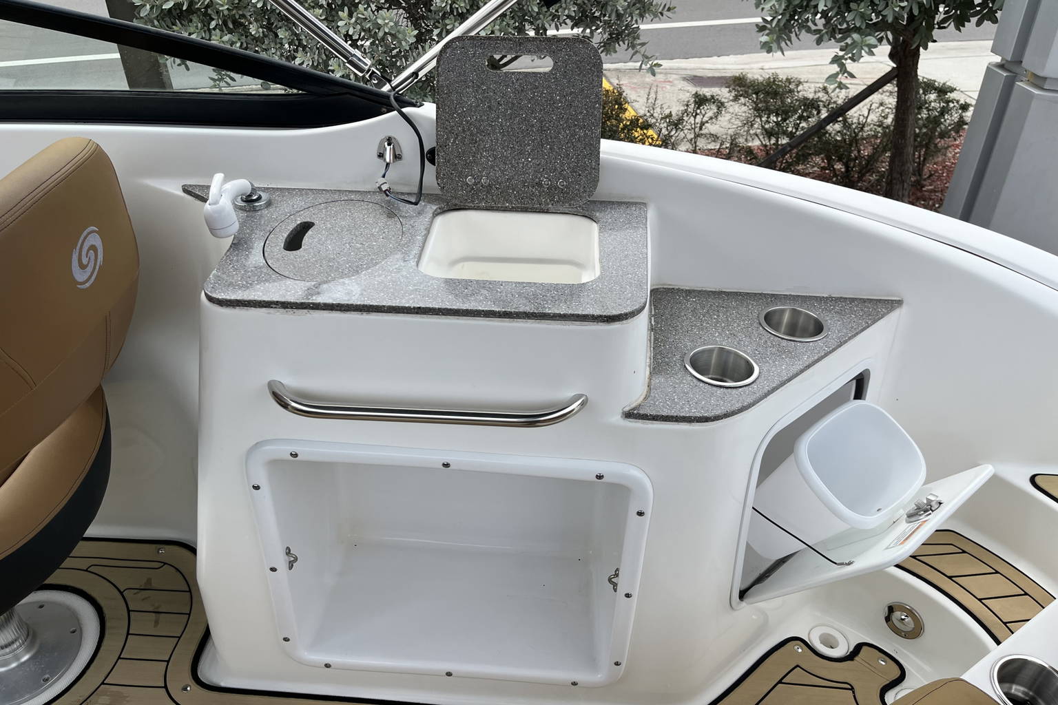 Used 2019 Hurricane 2400 #0871 image 20